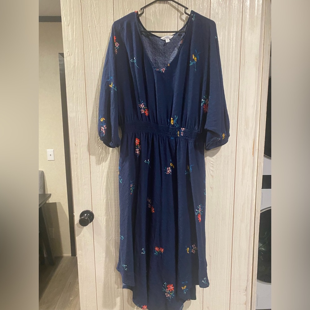 Time and Tru Dark Blue Floral Midi Dress